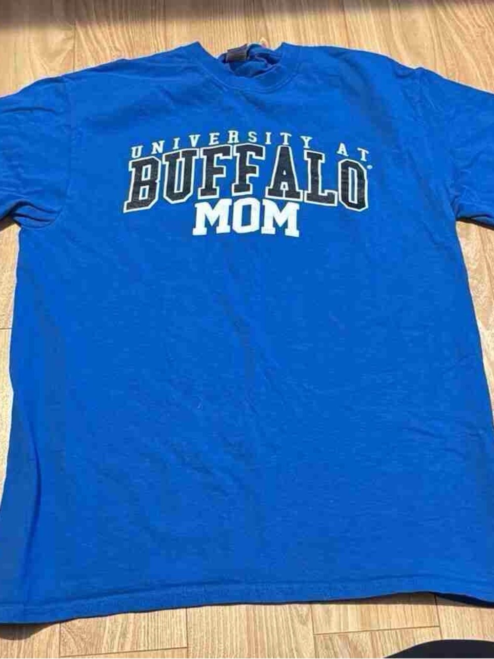 University at Buffalo Mom Graphic Tee - Blue